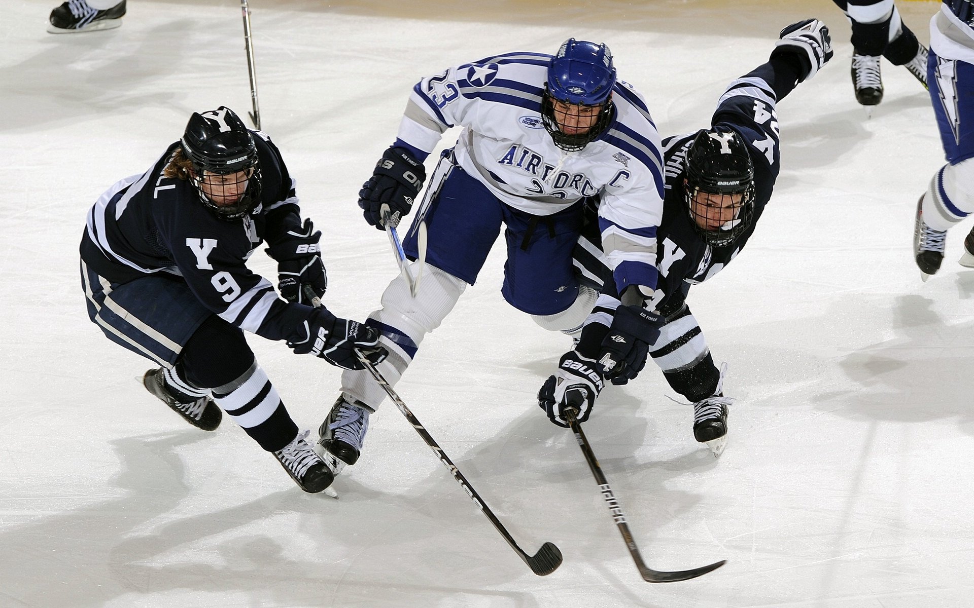 _未来运动智能设备：穿戴科技开启新纪元_，未来智能运动鞋